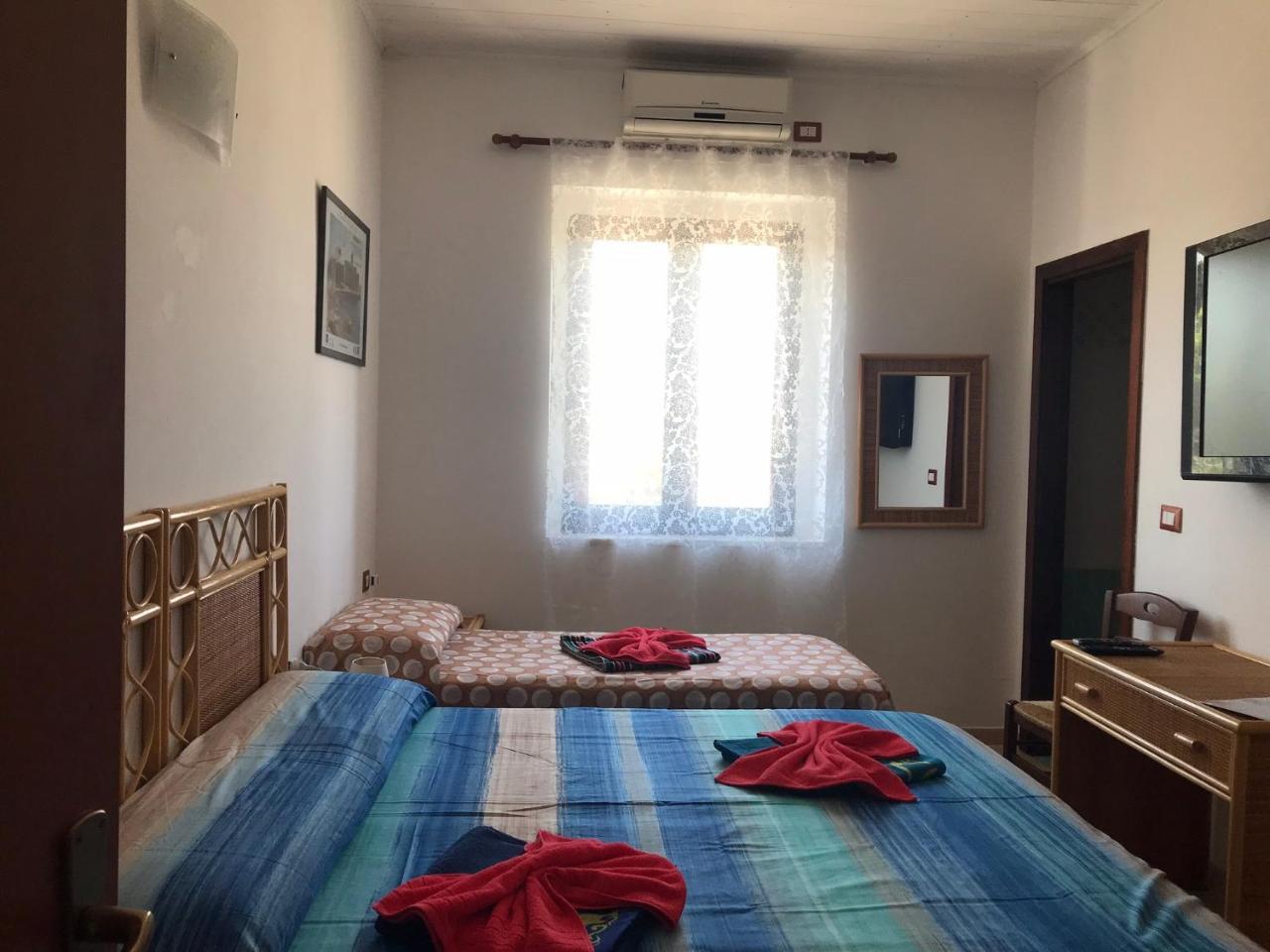 Casa Elvira Isola Di Capo Rizzuto Exterior foto